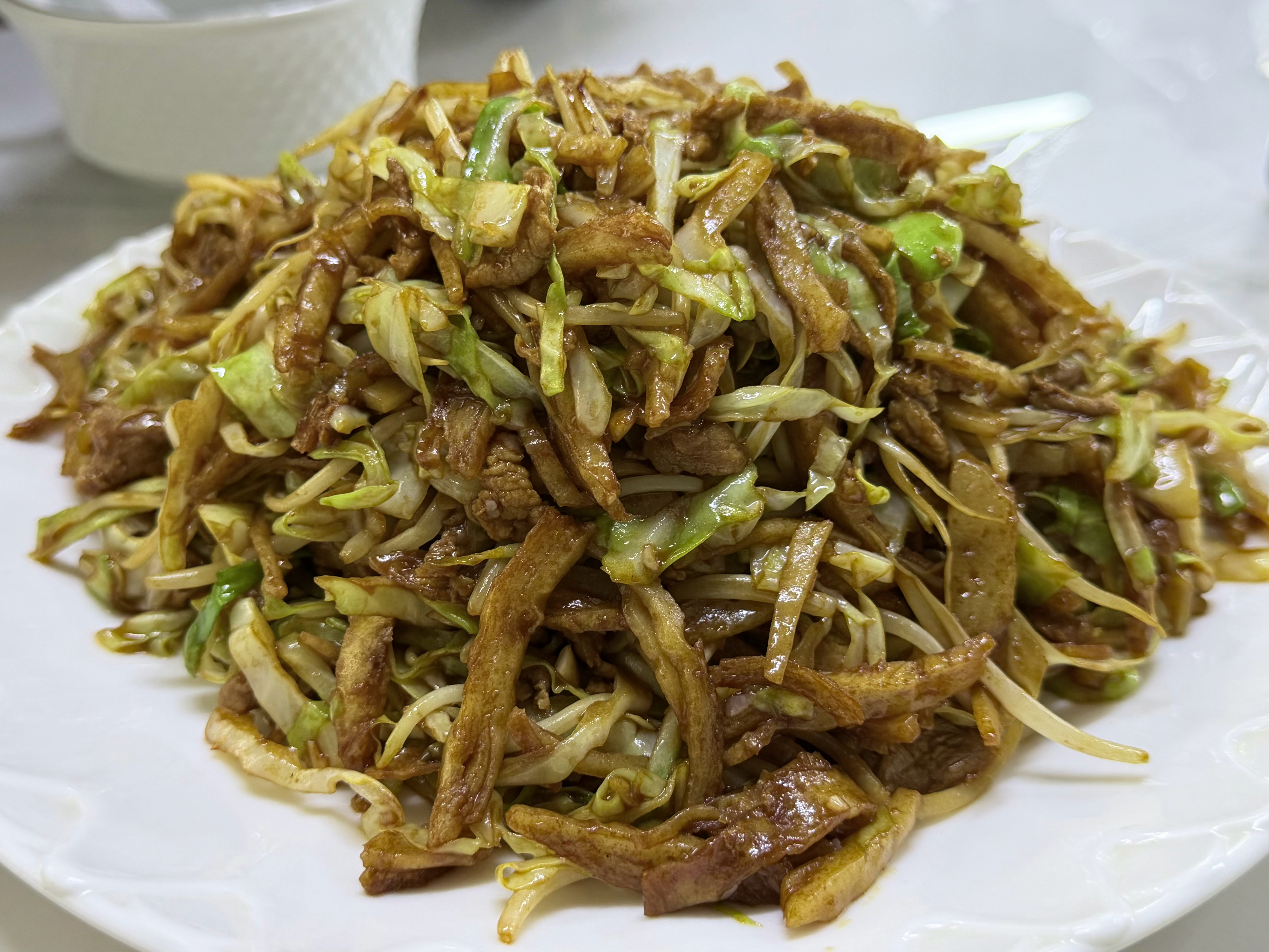 加班真给我饿急眼了，作为北方孩子吃饭面食那一刻，大脑褶皱都缕平了…就是没有我爸做