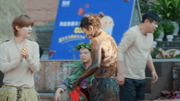 哈哈哈哈哈6 我的评分：邓超问鹿晗身材不难看吧 超哥这迟来的害羞邓超摔跤比赛获得