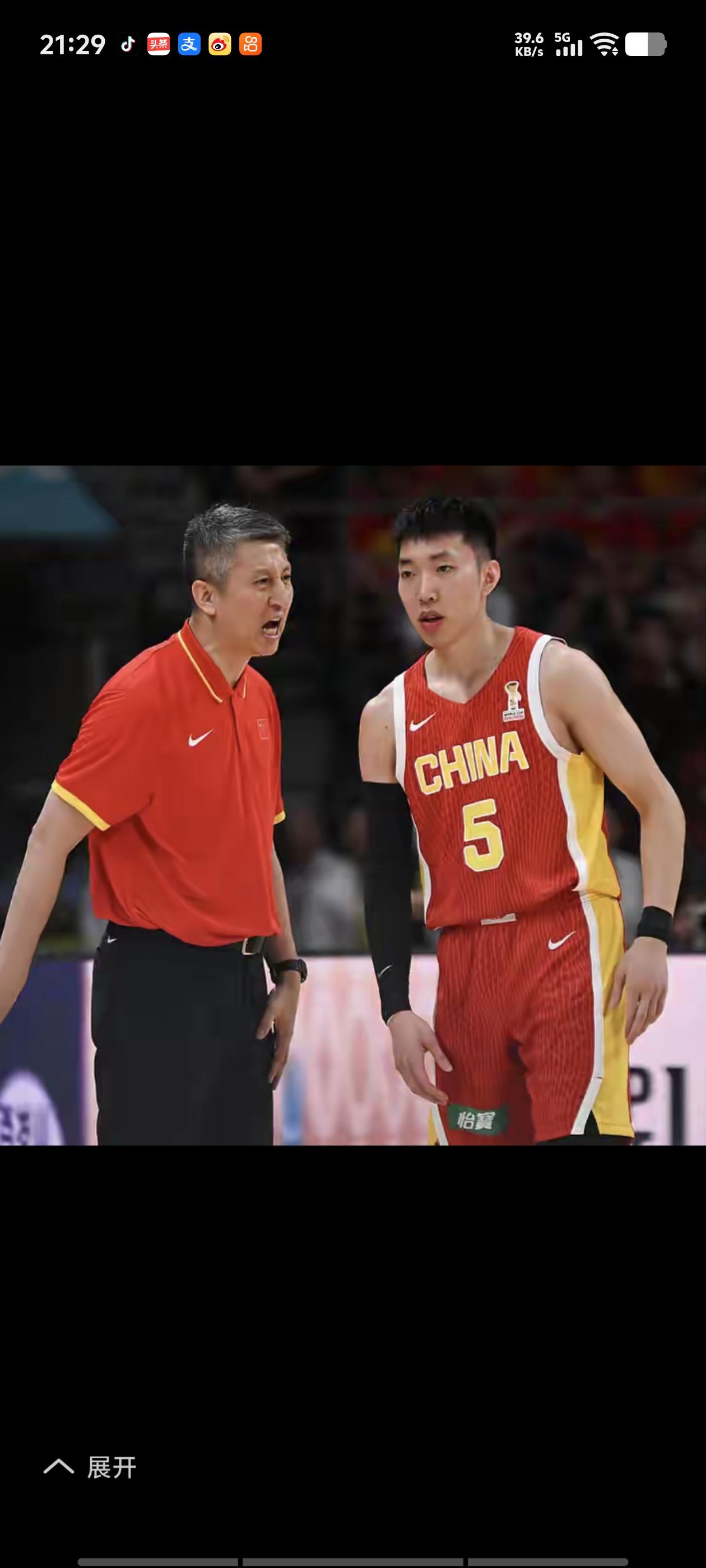 中国男篮主场73比92大比分输给了日本队，让球迷十分难受，要知道今年2月客场中国