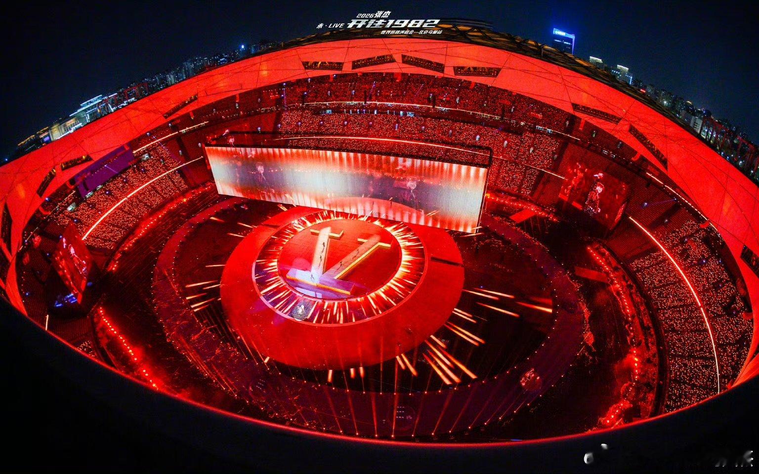 张杰每一场都十分美好十分精彩第十场完美落幕，十全十美！张杰的舞台永远在线，接下来