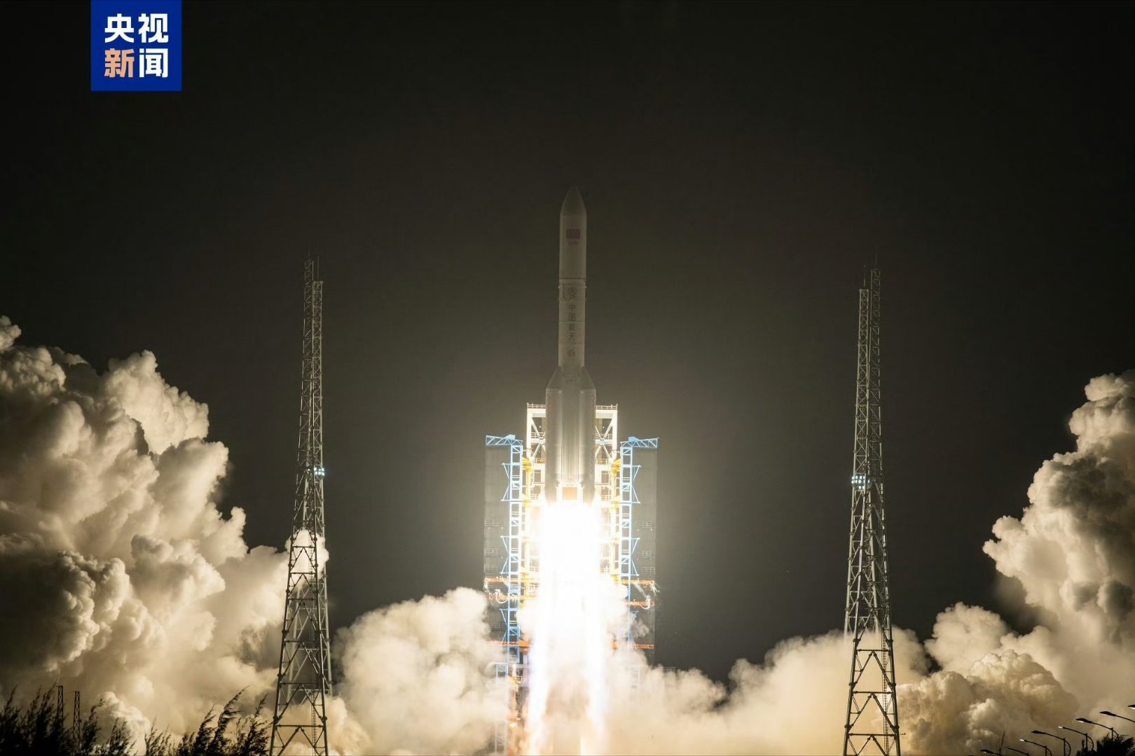 2025年1月~11月；国内共进行了76次航天发射，成功74次，失败2次，其中失