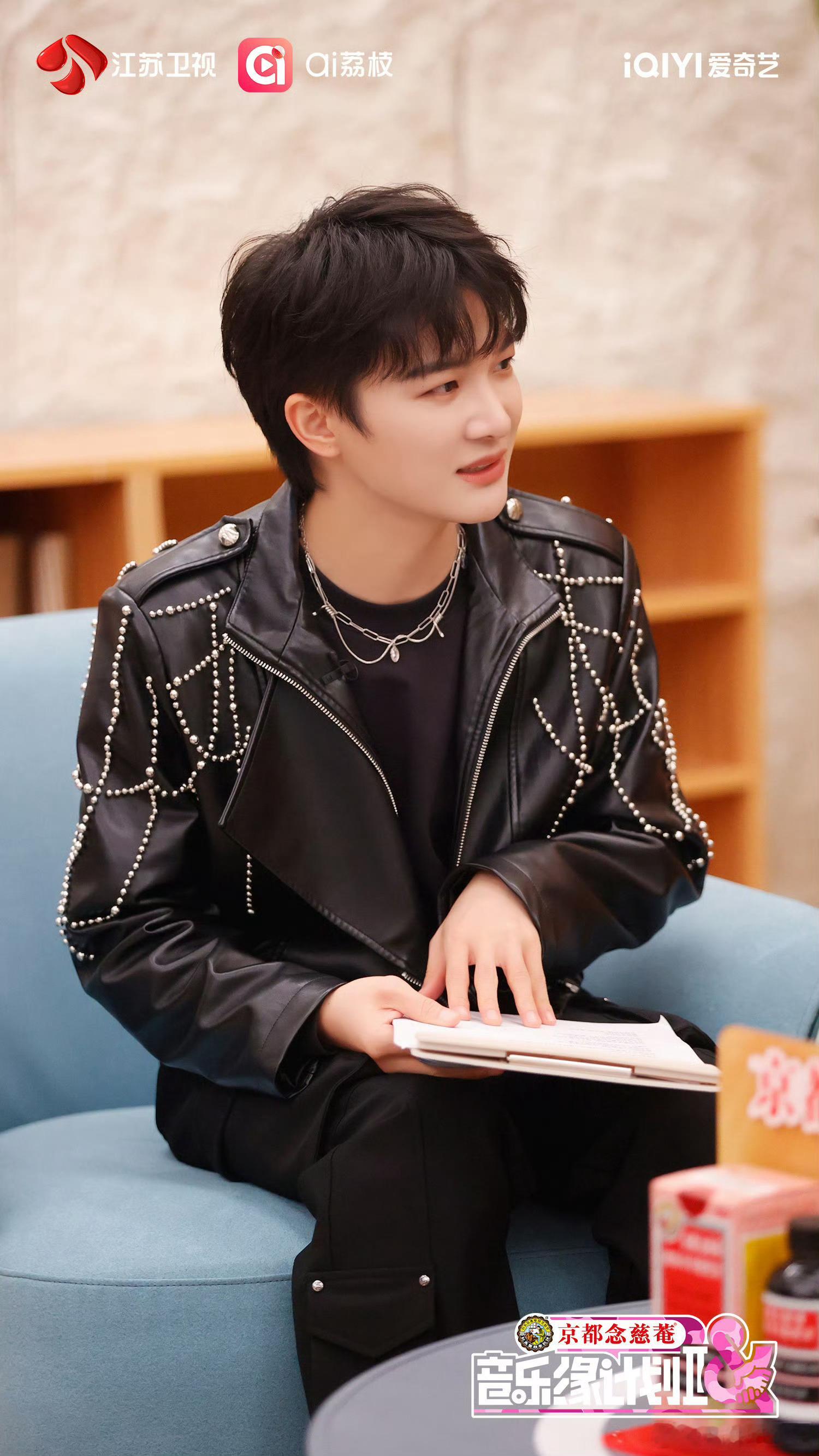 2025高产歌手TOP10周深 