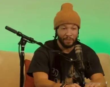 尼克斯球员布伦森在今天的一档播客节目中谈到了自己的打球风格。

布伦森说道：“我