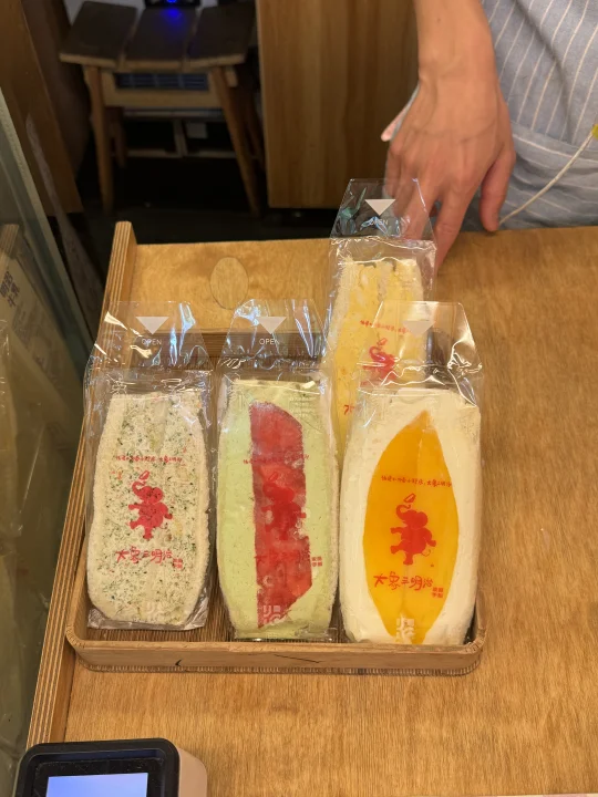 在上海吃了几天甜品……