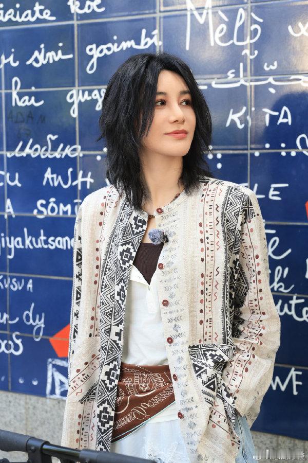 尚雯婕[超话]尚雯婕这5分钟即兴够我学一辈子   “国货出海要一扇门”—— 尚雯