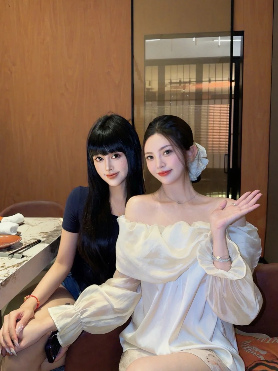 到底是谁在拍这么美的合照啊！