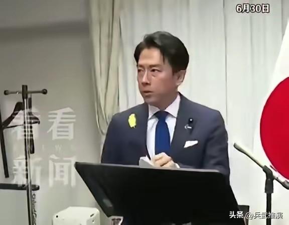 日本开始报复了？五轴联动机床和量子计算配套设备，限制对华技术输出！

小泉进次郎