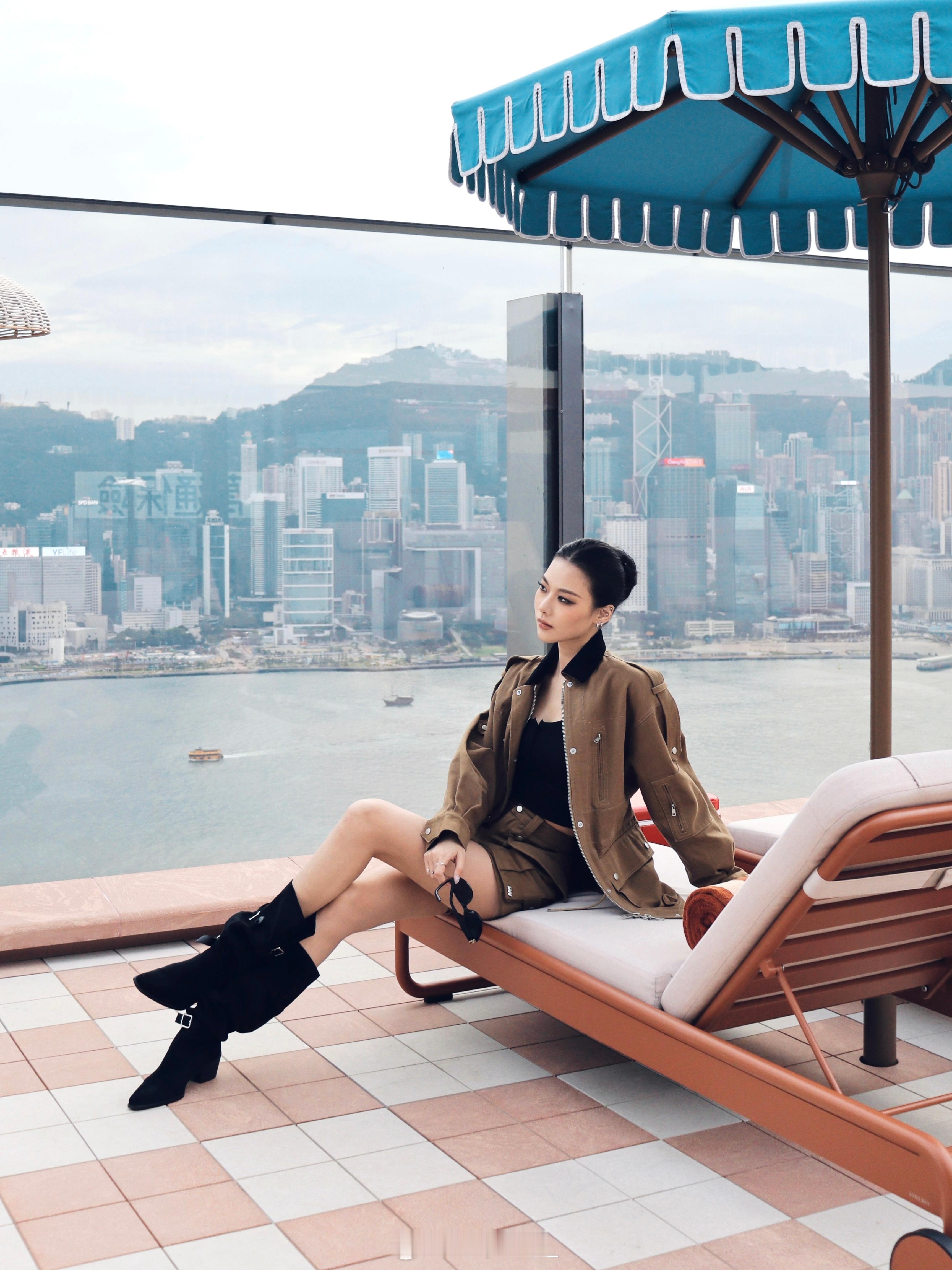 找到了维港绝美机位🌃 香港·香港尖沙咀金普顿酒店