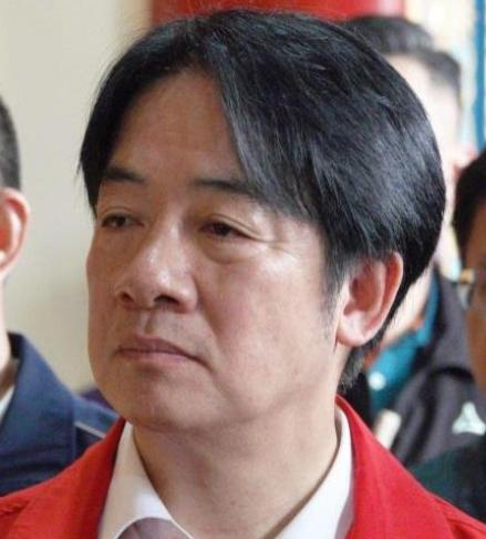 打击赖清德，再赢一仗
赖清德本来想在过几天出访
而且过境美国纽约和达拉斯
现在传