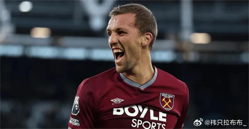 英超：西汉姆本季的表现相当拉垮，20轮战罢只拿到14个积分深陷降级区。西汉姆在换