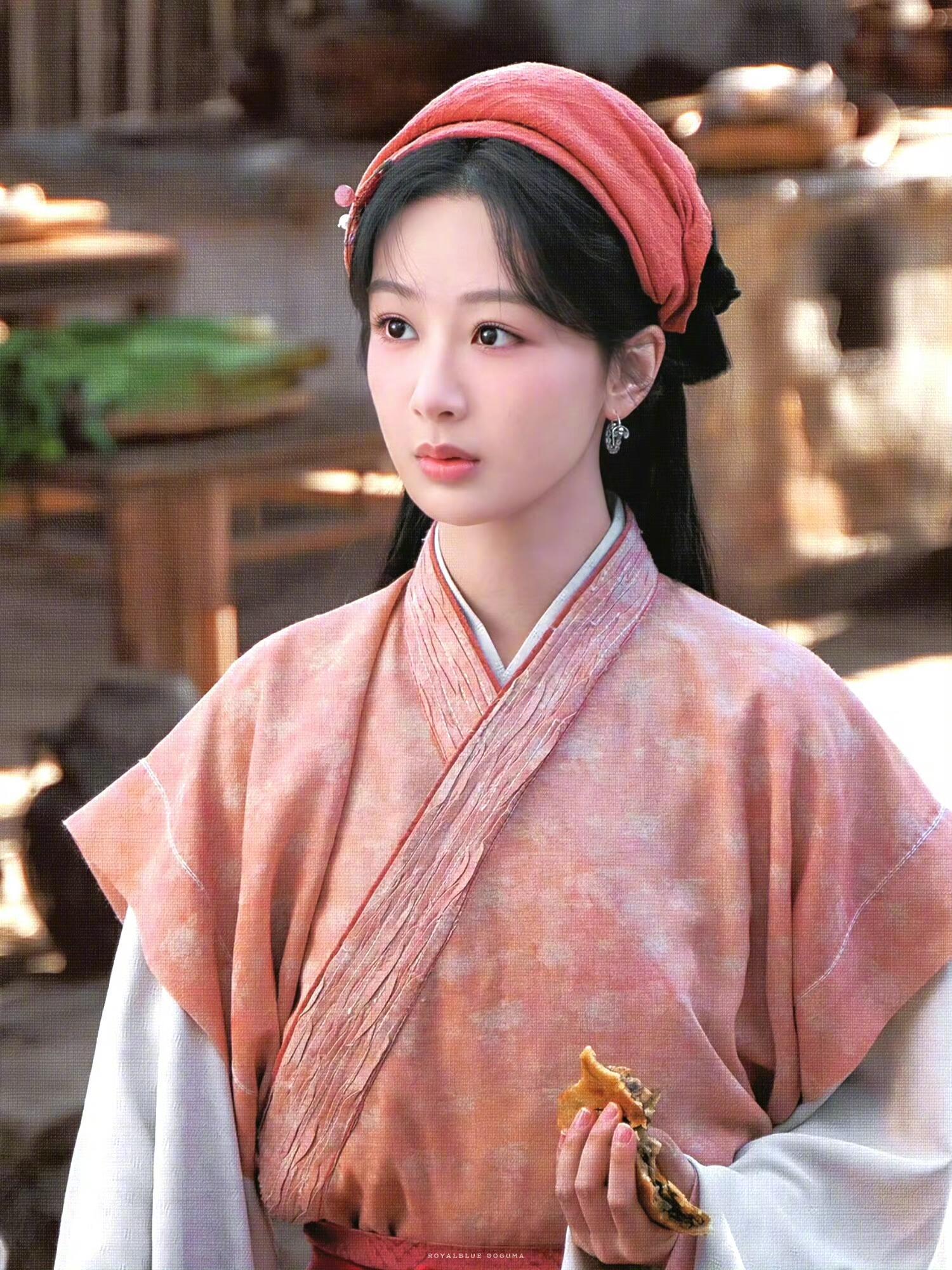 #早安咪语##杨紫3部作品入围金鹰奖#小紫的好作品真多，不愧是实力派演员，作品就