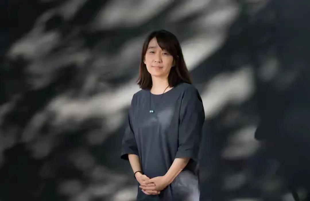 韩江的《素食者》获得了诺贝尔文学奖后，变得异常火爆，这几天一直在看这本书，感觉非