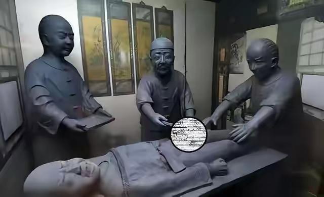 古代太监净身方式可大有讲究。先秦讲究“去势”，只割睾丸，阴茎还在，雄性激素还有点