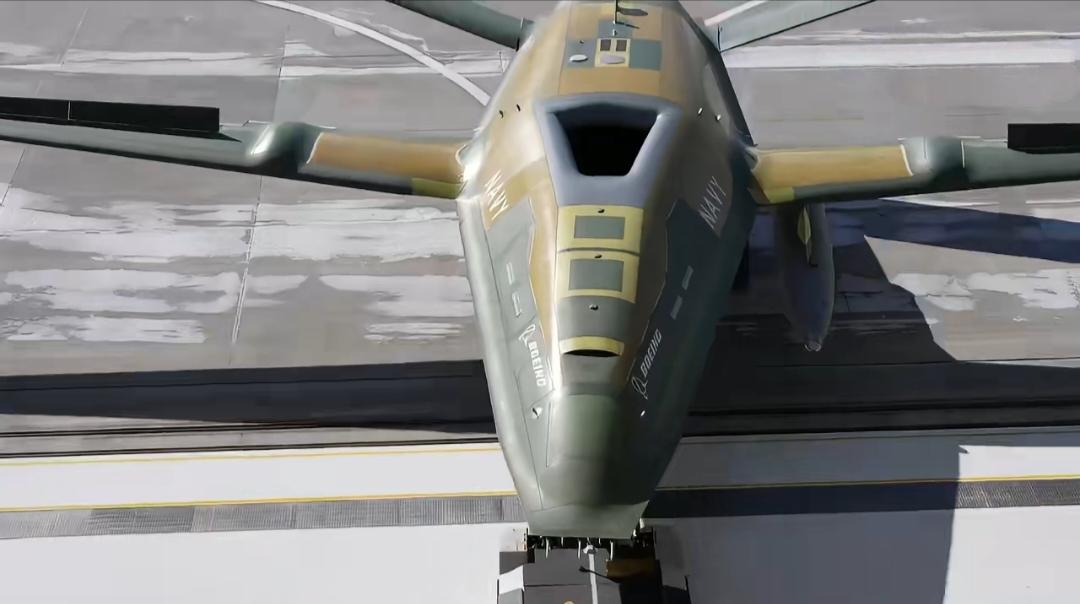 漂亮国的“黄貂鱼”MQ-25无人加油机首架量产机，专为航母舰载机加油。载油量6.