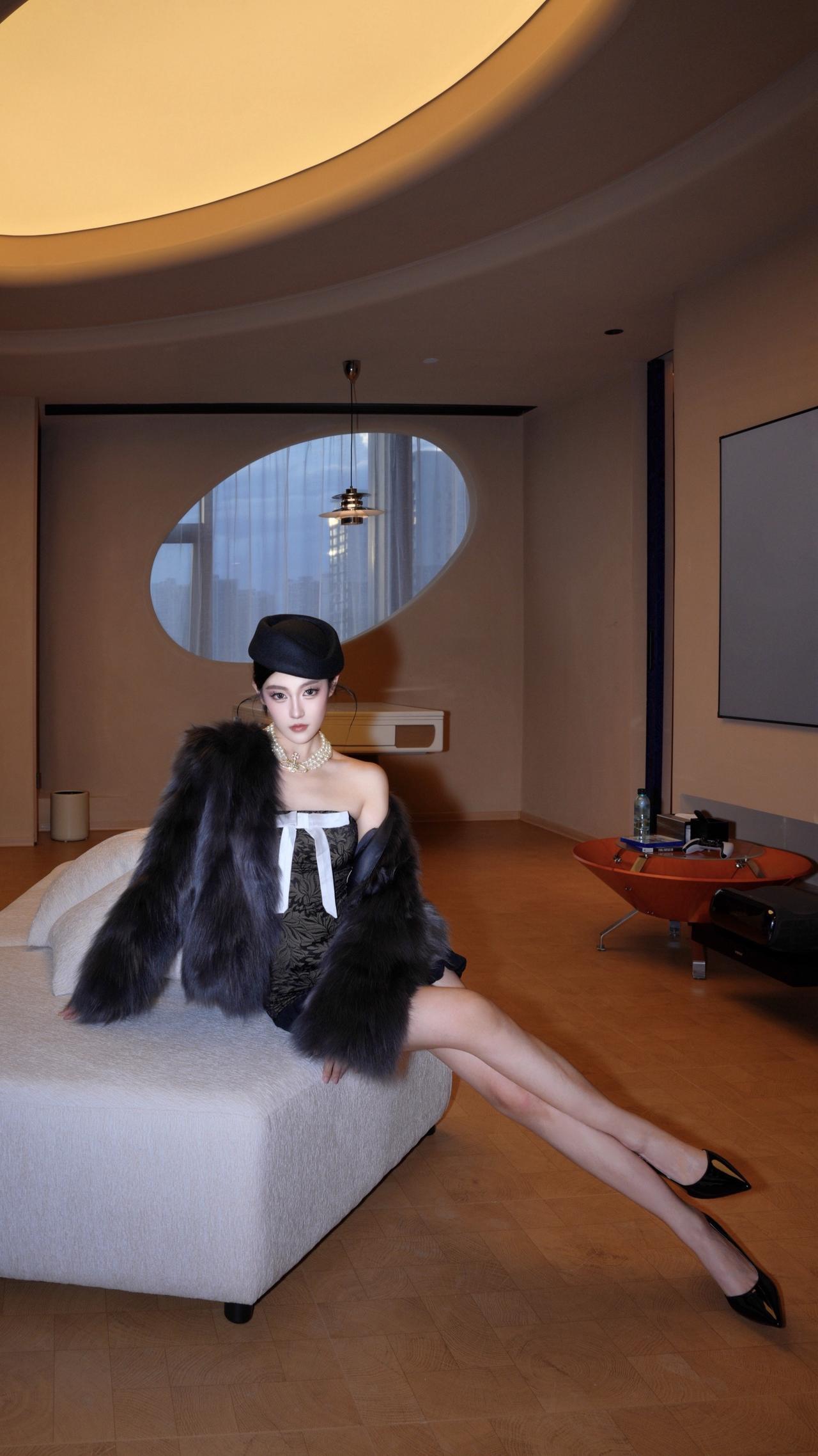 高跟鞋 拍照姿势 优雅气质 皮草 御姐
