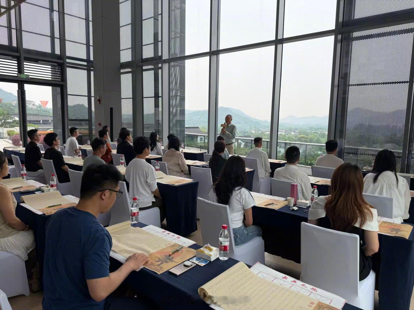 金冠俱乐部  生命力道场 学智慧 是企业家第一等要务，2天学习道德经 继续中