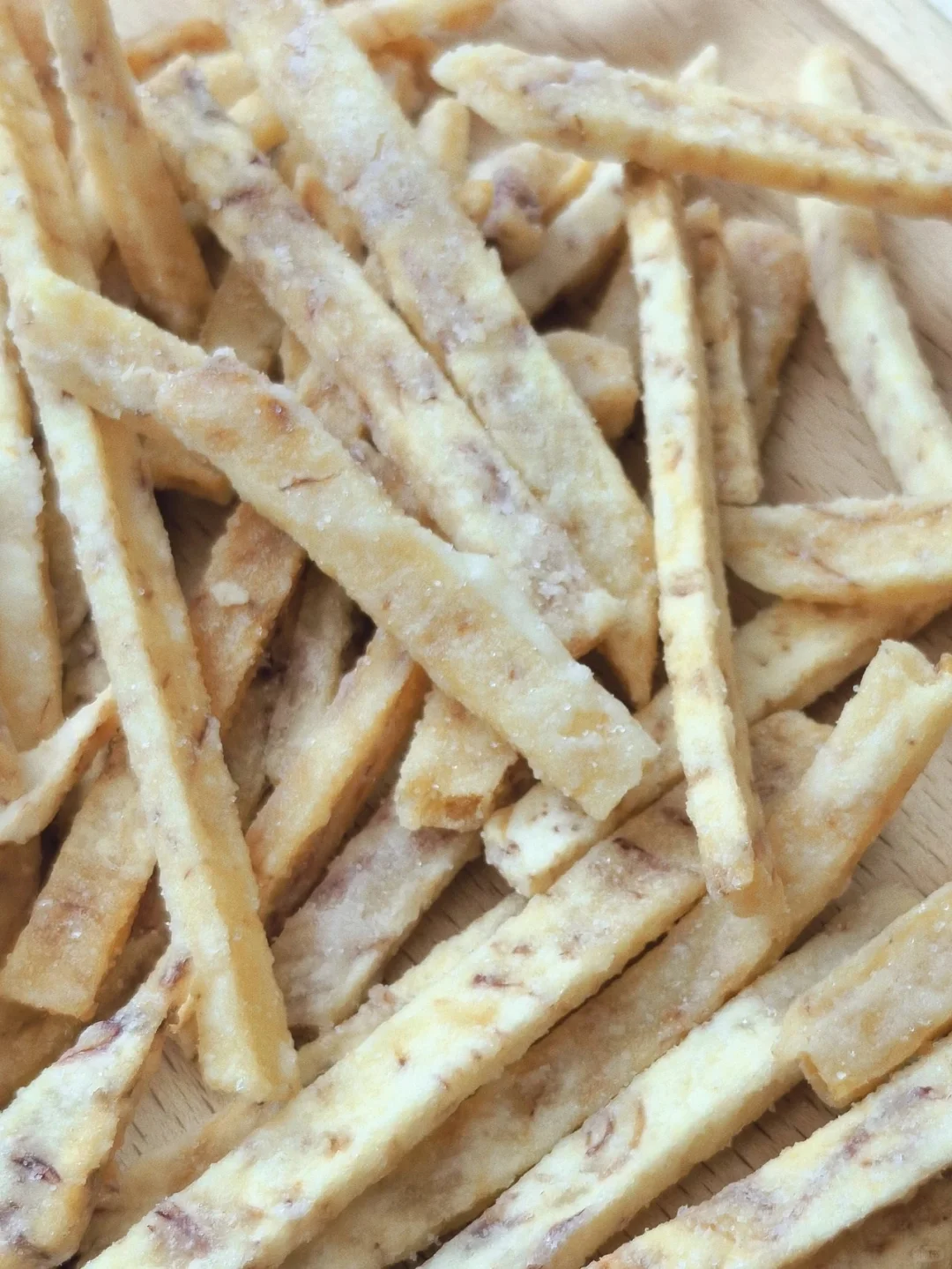 路边摊随手买的……一口接一口根本停不下来