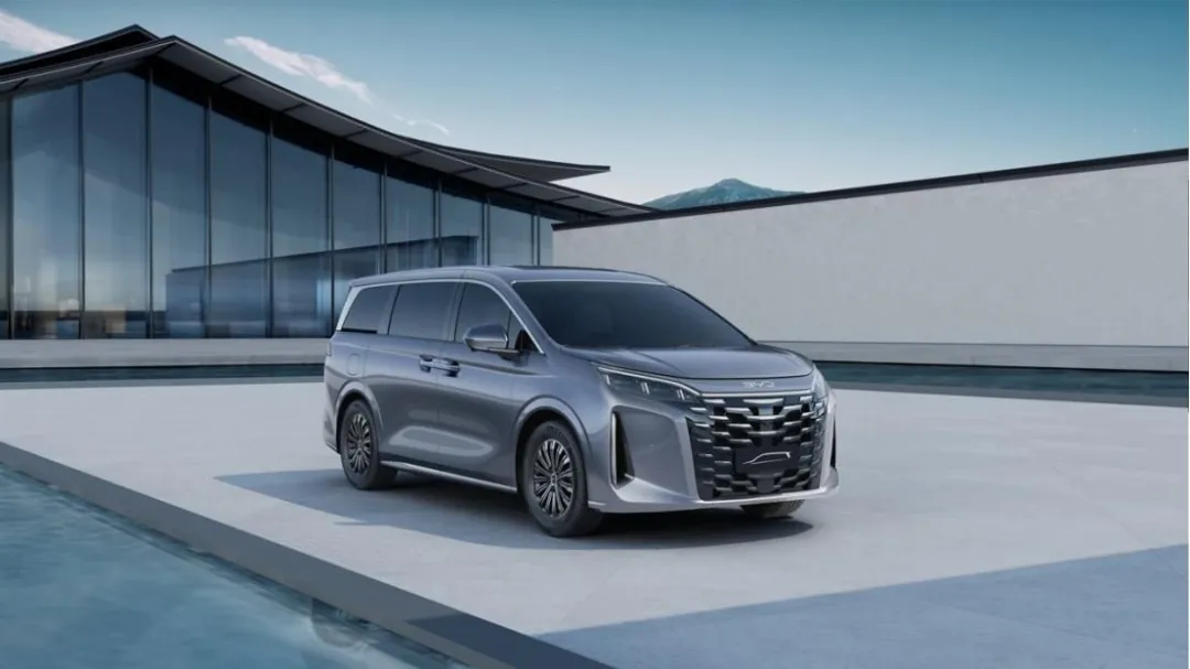 比亚迪夏亮相，24.98万交个朋友？