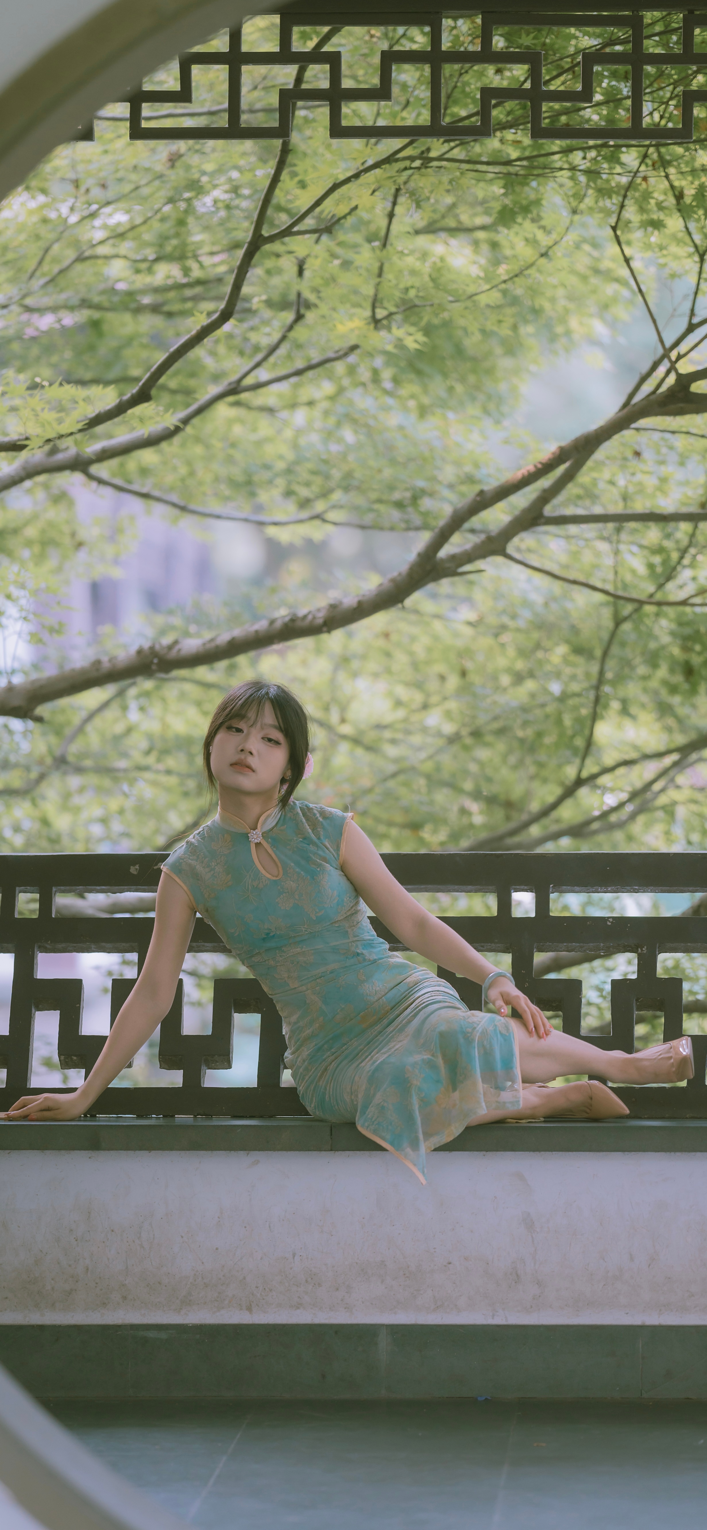 绿树阴浓夏日长 