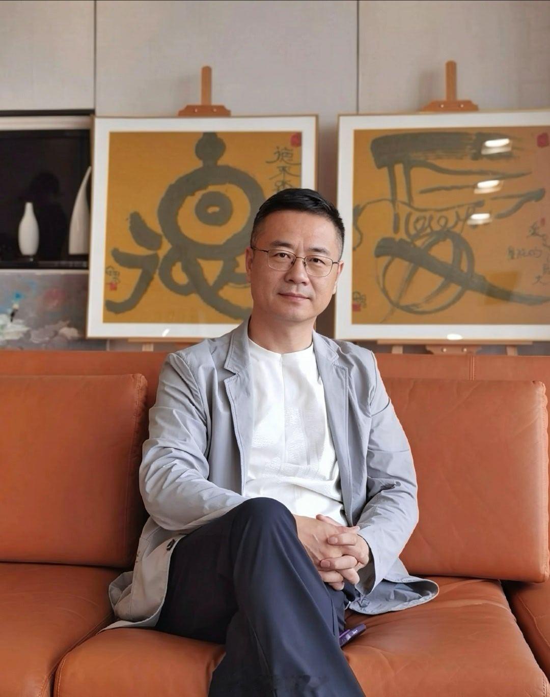 早上老头对我说：宝宝不要压了，休息一会哈！我问：怎么了呢？老头：你累了啊😦我：