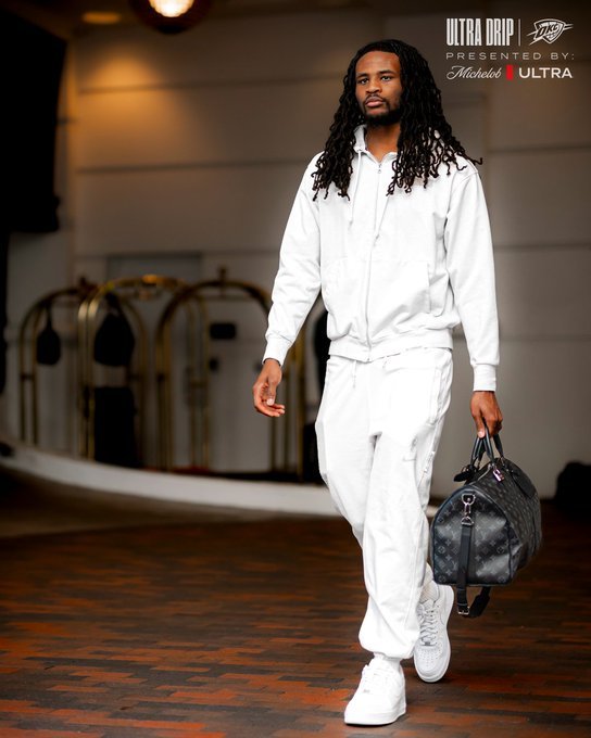 今天雷霆与魔术的比赛即将开始，一起来看雷霆今天能否锁定一个季后赛席位！雷霆的首发