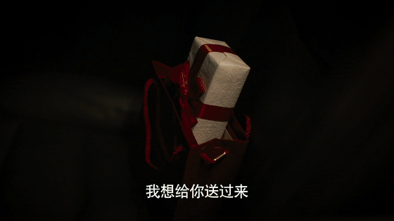#城中之城燃冬中年版# 城中之城的故事设定实在是太精彩了，几个人之间的关系错综复