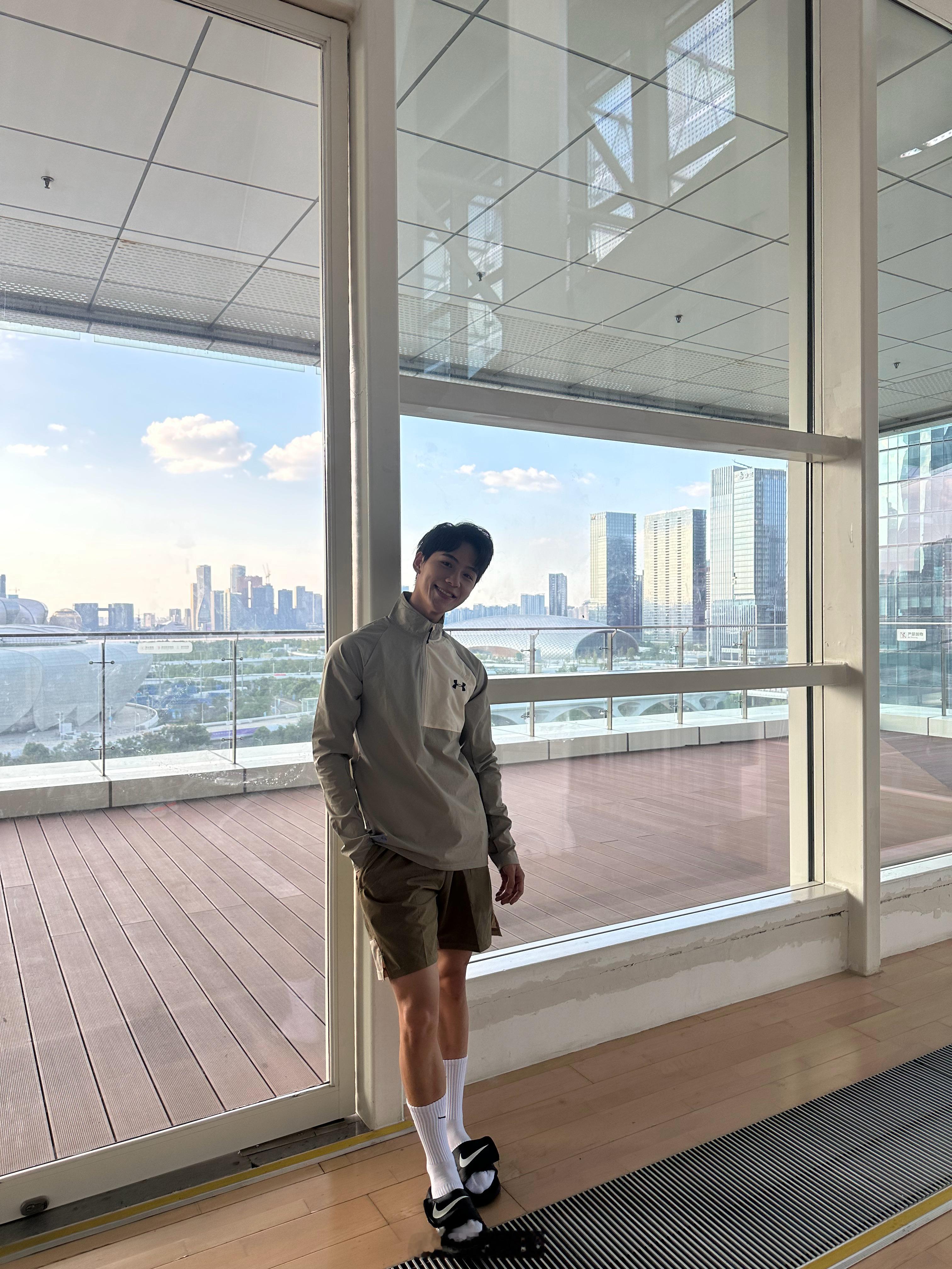 抽几位宝子送几款袜子或者运动服 点赞即可  ​​​