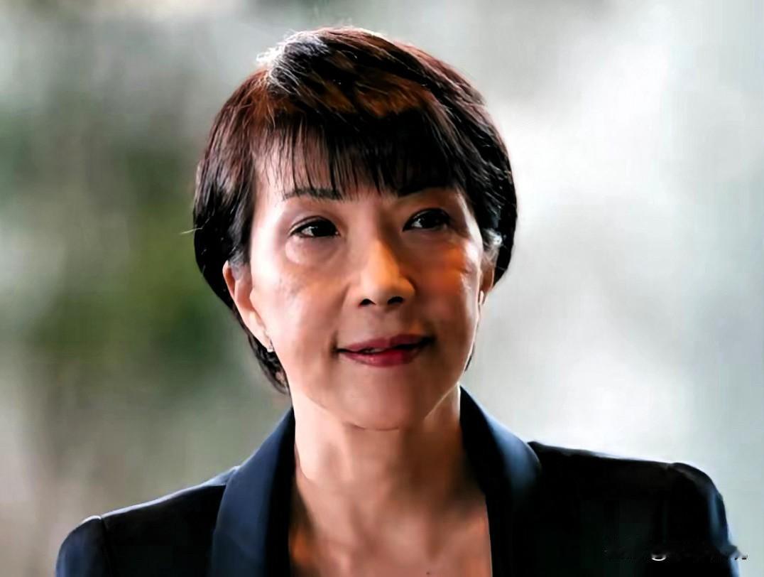 日本至今仍然拒绝收回错误言论，中方的制裁也随之到来，刚停止采购水产品和牛肉，日本