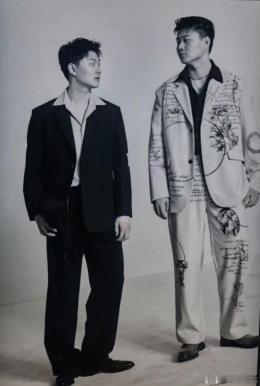 双高胎这饺子你就自己包吧双高胎这波自嘲我能笑一年！问就是来时路太辉煌，春晚的门都