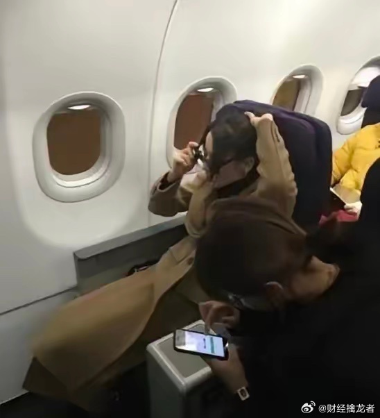 迪丽热巴报平安喜讯！迪丽热巴终于报平安了！在中东滞留超三天，微博断更17天，热巴