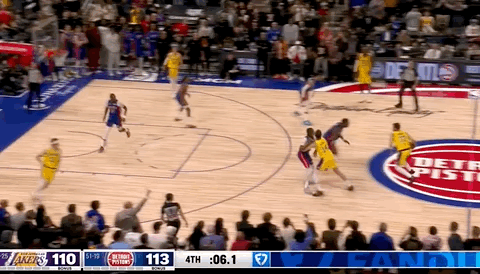 东契奇绝平不中，湖人9连胜终结！

这是一场被裁判控制的比赛，湖人最后能咬回来已