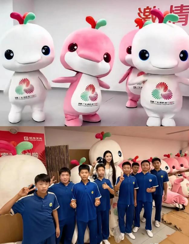不是我说，
广州全运会开幕式，
是哪个天才想出来的，让十三四岁的小孩来做吉祥物的