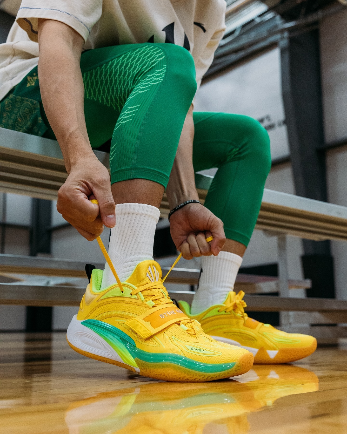 #SNEAKERS ON COURT#  🅰️1️⃣1️⃣ 🤞🏽♾️©️j