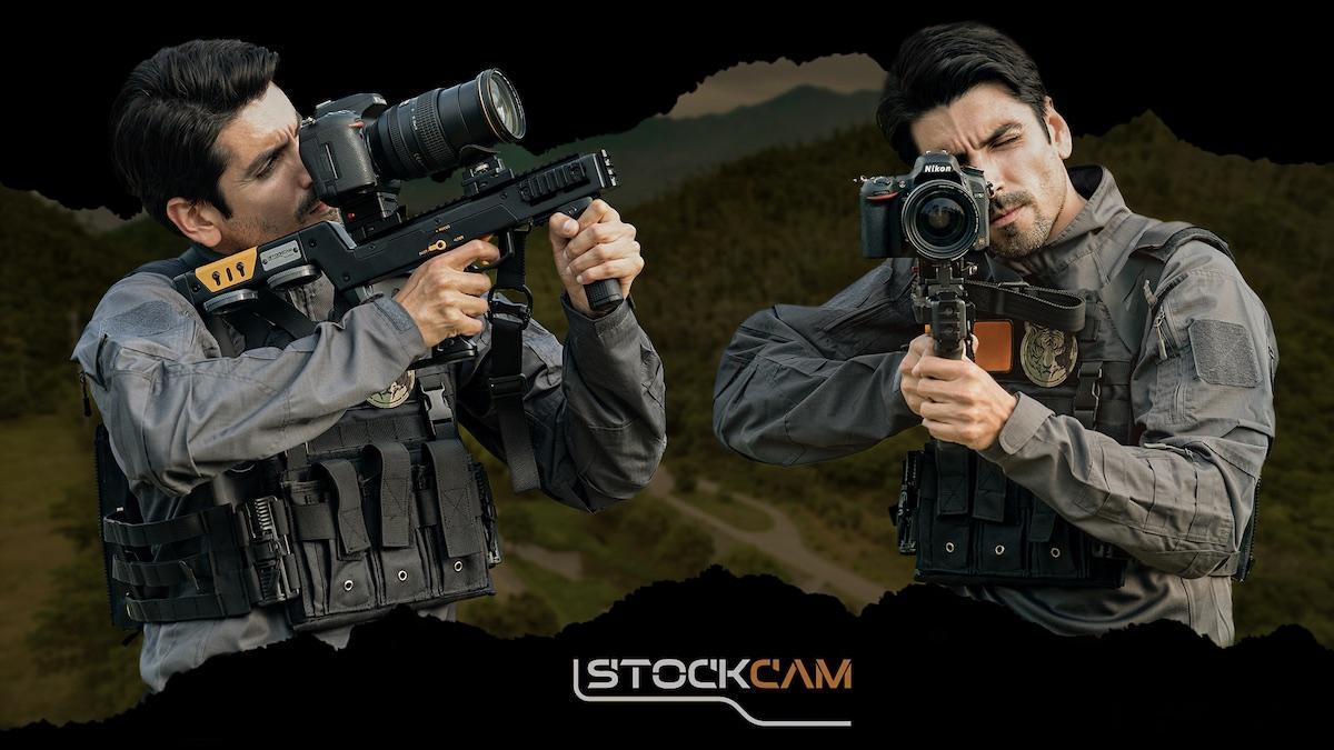 StockCam出的相机枪托，托底下还能挂俩镜头#摄影[超话]# ​​​