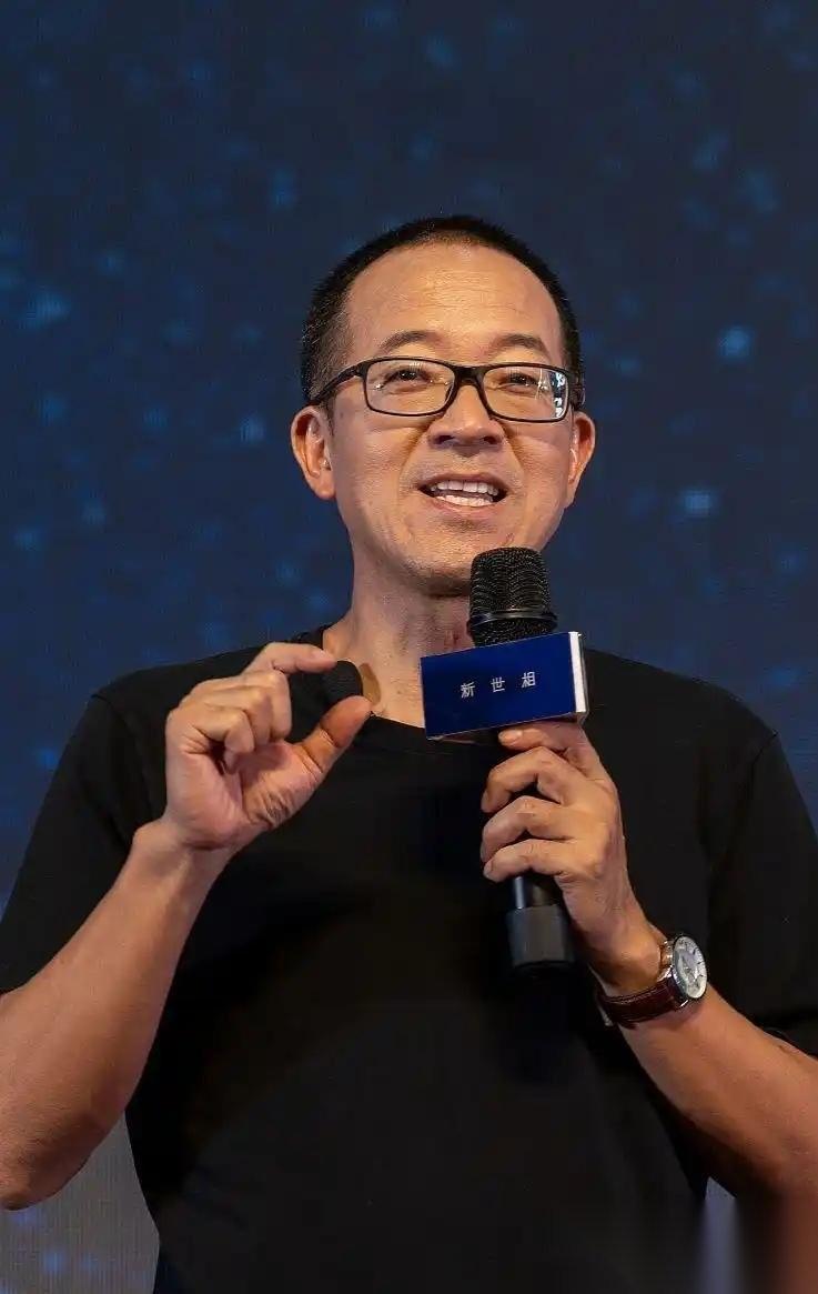 俞敏洪说：“如果拼了命，英年早逝，和不那么拼命，活到八九十岁，看世界变化，我认为