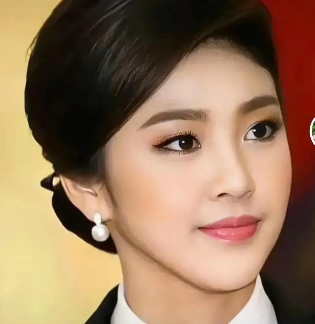 [[大笑]🌹过大年，欣赏东方美女神韵🌹[大笑]]
     要说东方美女谁是