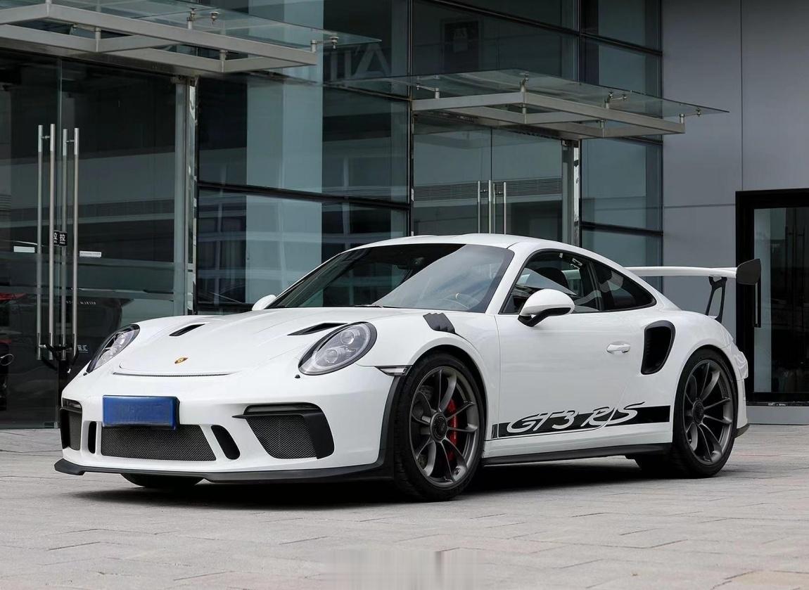 稀缺蛙王！911 GT3 RS 白色/黑色 [酷]民用自然吸气车型的巅峰，无敌的