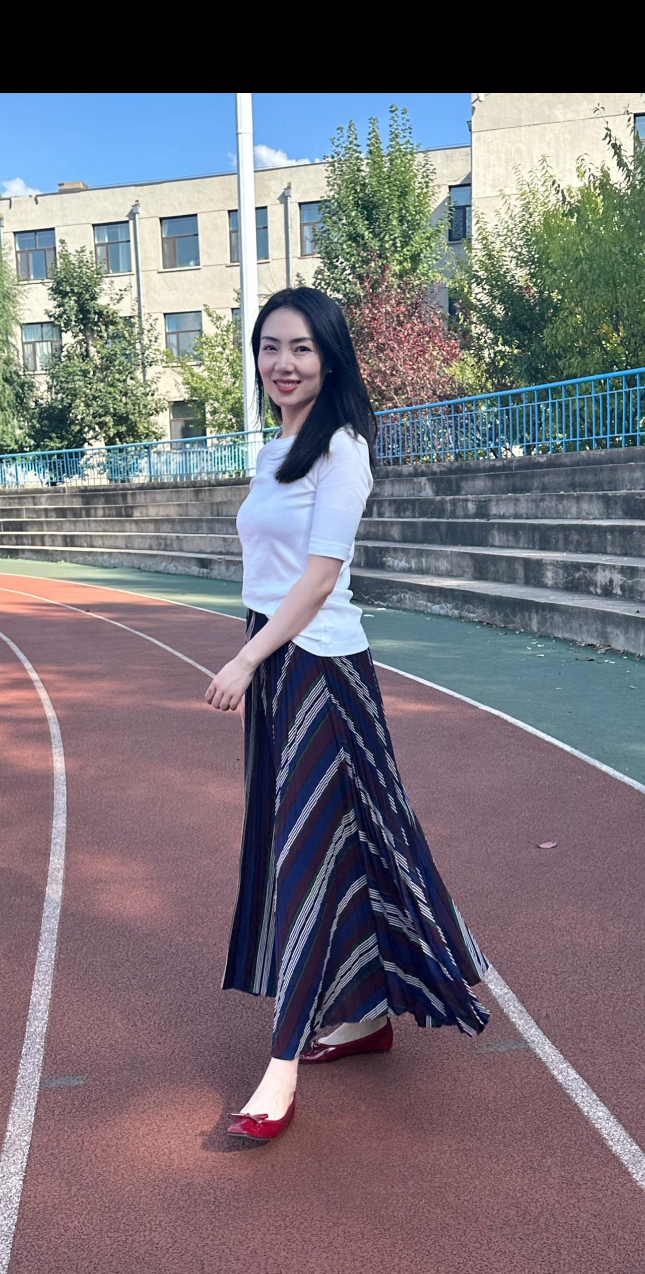 花好月圆，中秋快乐
（一组拍糊但很快乐的照片）
中秋节