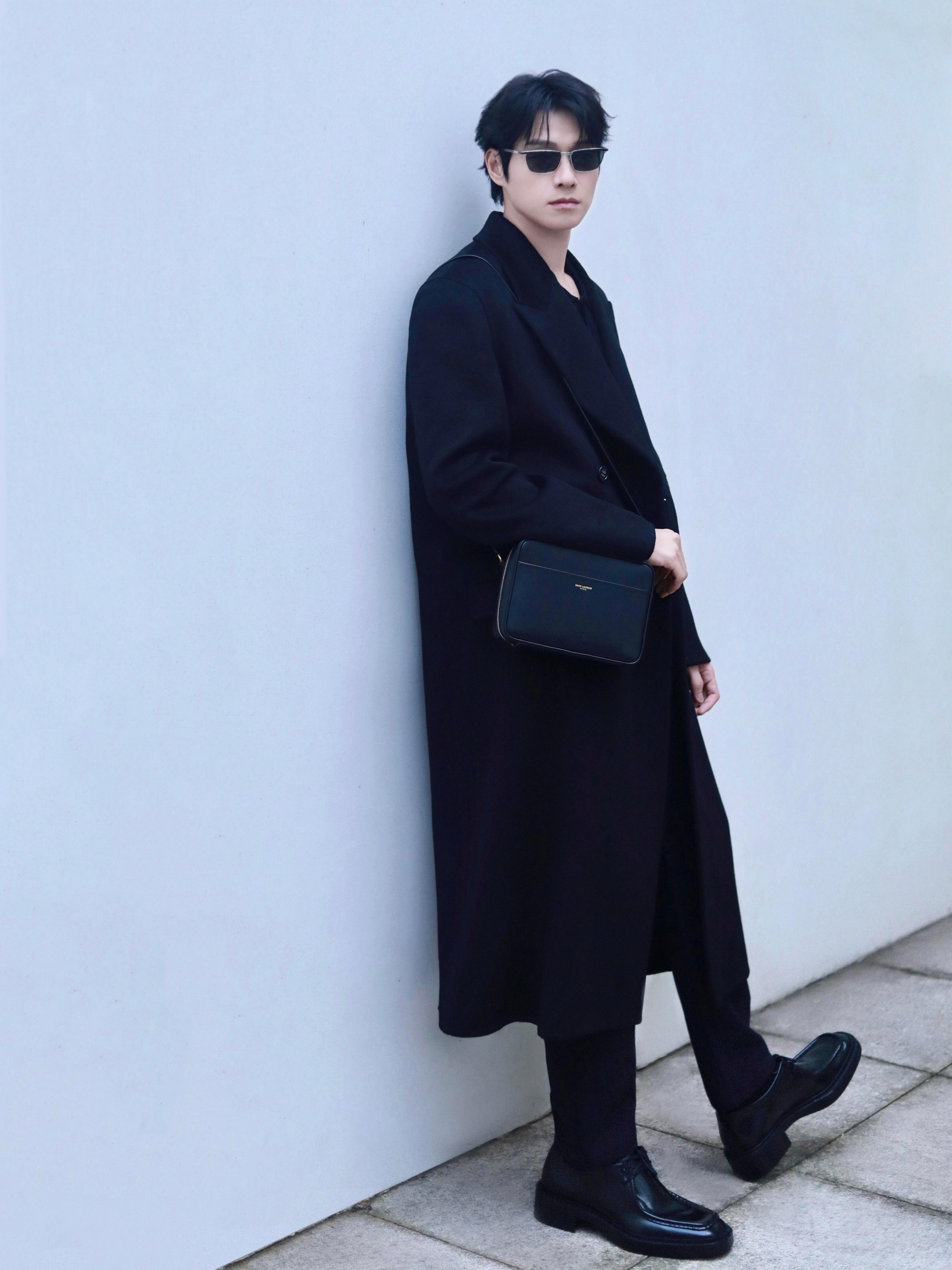 魏大勋 × Saint LaurentYSL Man 营业大片，All Blac