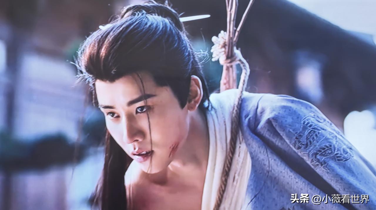 真要被这一幕笑晕，李怀安真的裸露着半个身子背着荆条跪在地上，出现在樊长玉面前。