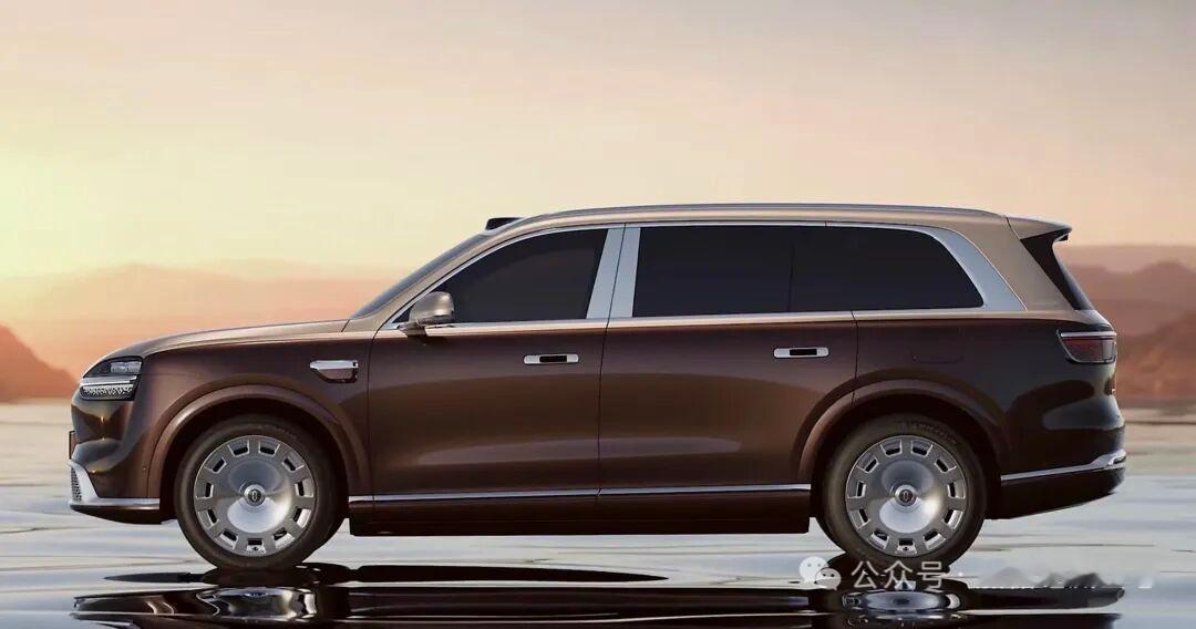 嗯，像，太像了～ 