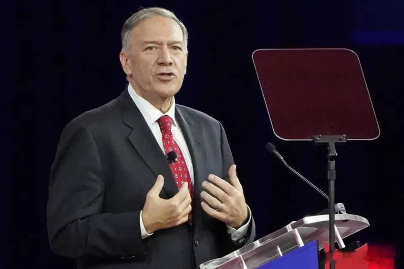 【特朗普宣称和平在望？蓬佩奥泼冷水：普京没吃过亏绝不会退让】海外新鲜事俄乌冲突 