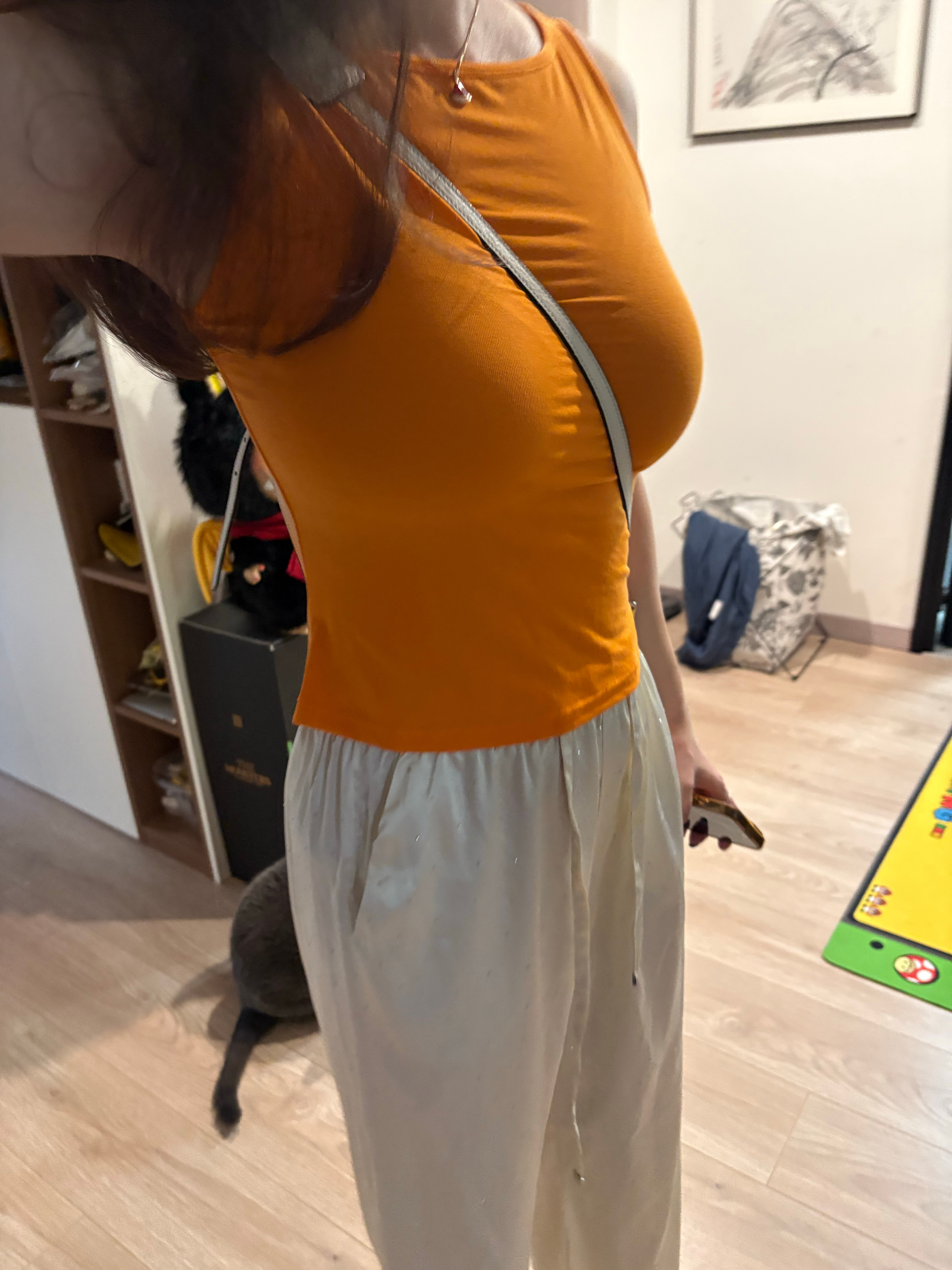 又是兵分两路的一天，我去接孩子，她去医院今天老婆穿这样今天穿什么ootd
