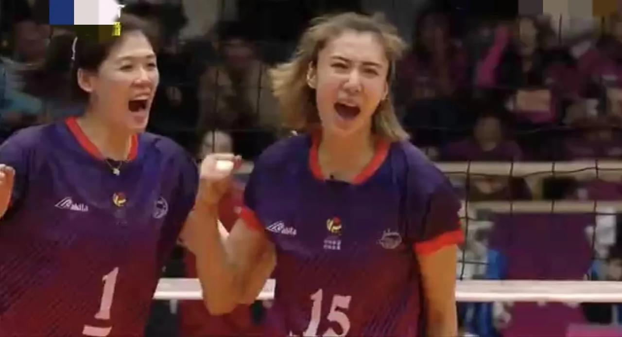 姚笛回来啦！
天津女排回来啦！
胜利回来啦！
回来的不是一个二传姚笛，
而是稳定