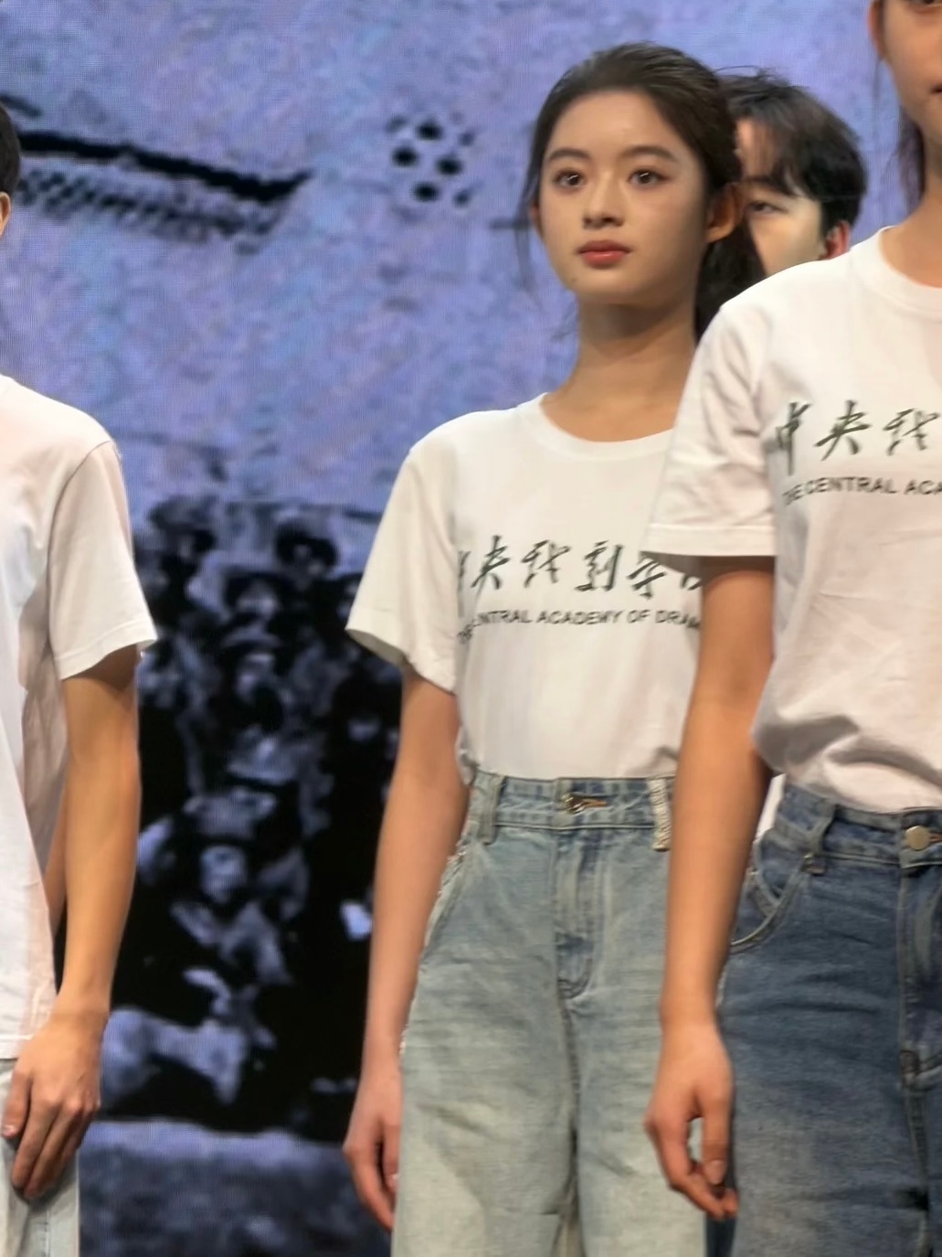 捡到了会动的宝宝啊啊啊啊啊好可爱 cr：🍠Jaieymoon 