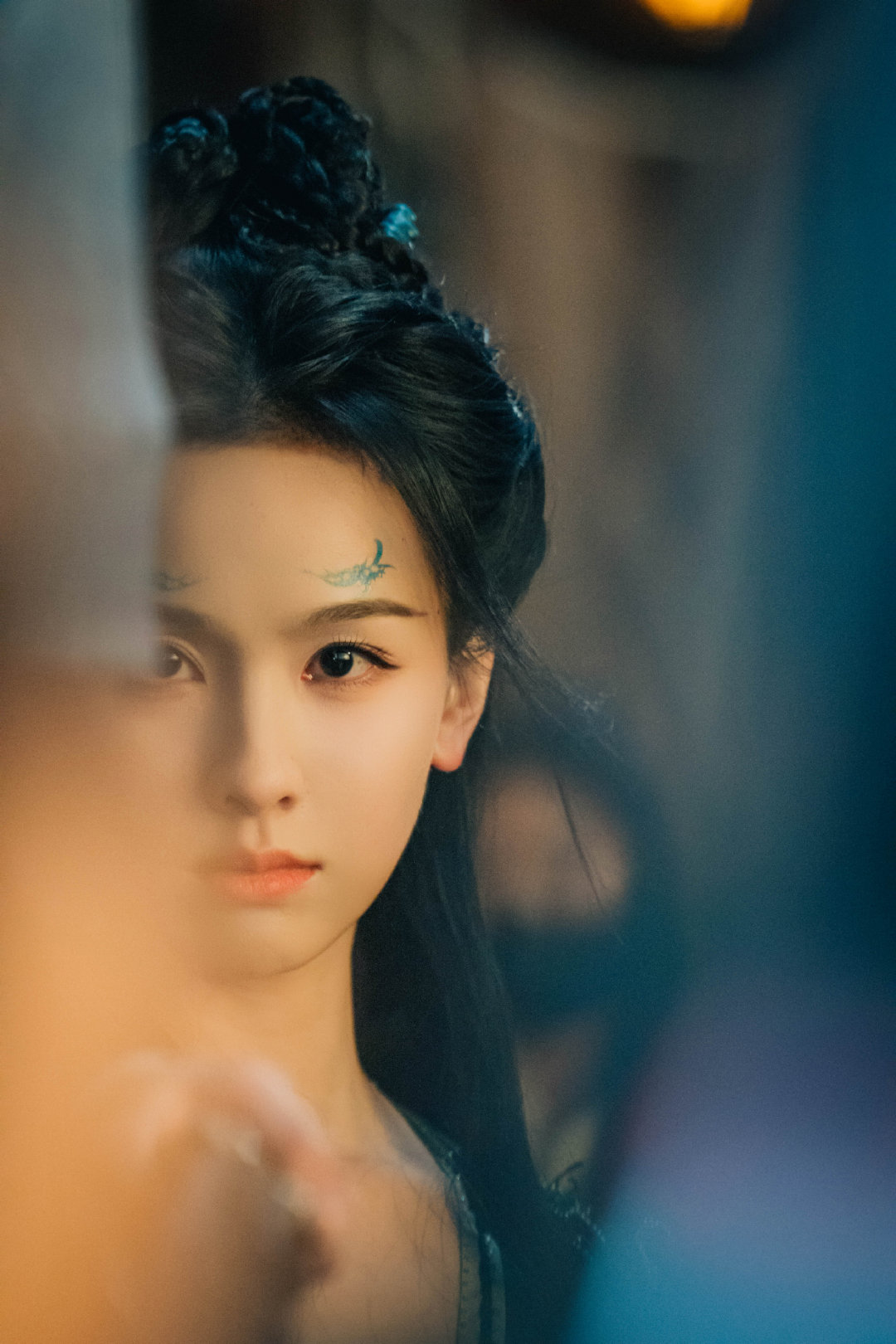 陈都灵雾妄言天选狐狸 从路透到正片，陈都灵每一次以雾妄言出现都在刷新“天选”的定