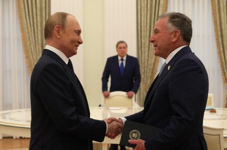 美俄高层通话记录泄露！三大嫌疑方浮出水面，乌克兰冲突博弈再升级
 
11月26日