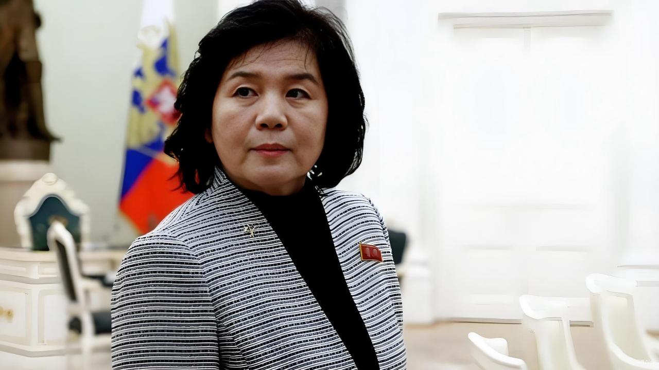 10月26日，朝鲜外务相崔善姬将访问俄罗斯和白俄罗斯。
 
在当前复杂多变的国际