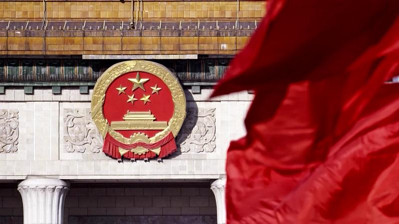 《民族复兴佑中华》
国仇家恨要牢记，
死亡万万是国殇。
闭关锁国成主因，
落后挨