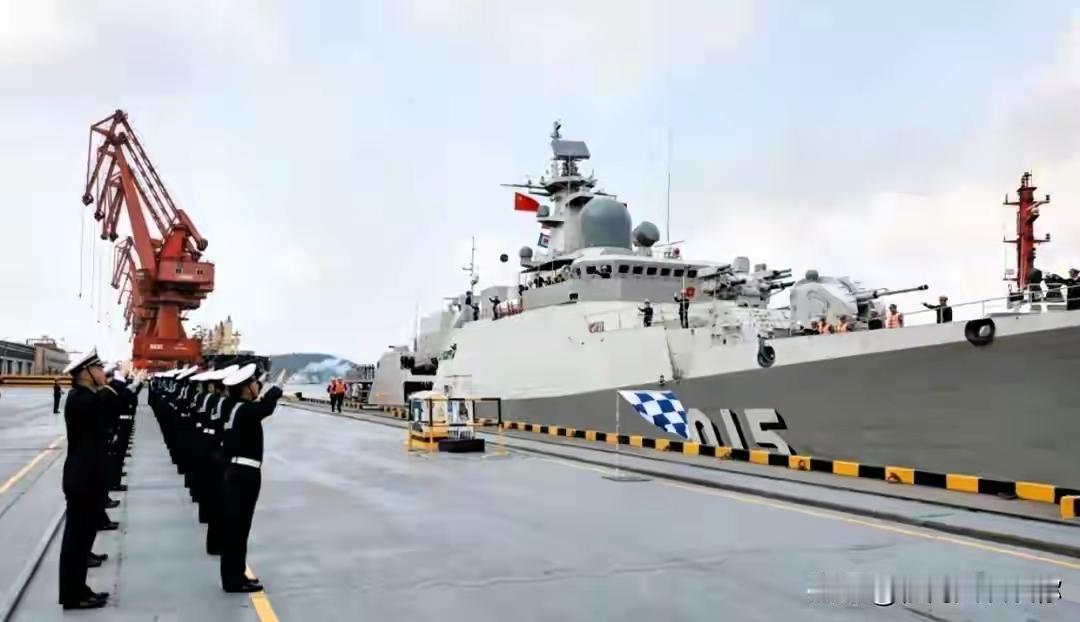重磅！越南海军两艘舰艇抵达广西防城港，中越友好交流再启新篇

近日，越南海军的两